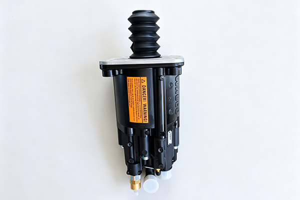 9701500620 Clutch Boost Cylinder